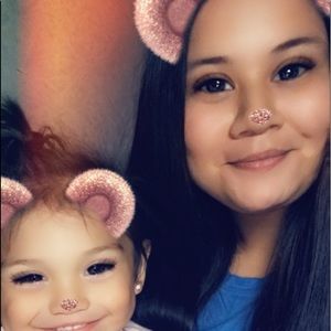 Meet your Posher, Hailey